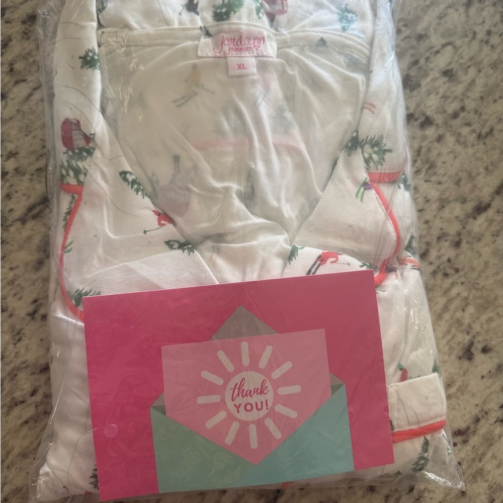 Jordann Pajama Set with Ski Print and Red Trim. XL. NEW. WIDE LEG PANT L/S Top - Picture 2 of 5